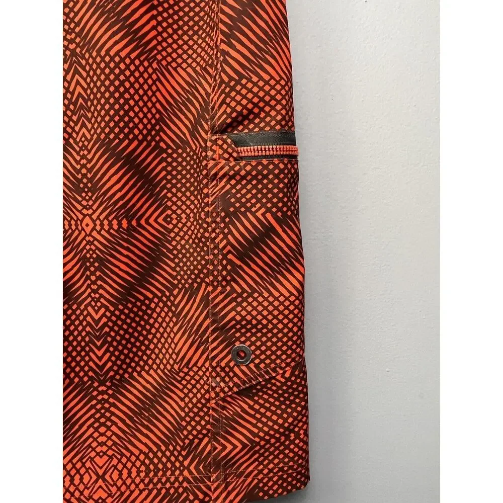 Under Armour Board Shorts Mens Size 32‎ Orange Black Pockets Swim Beach Vacation